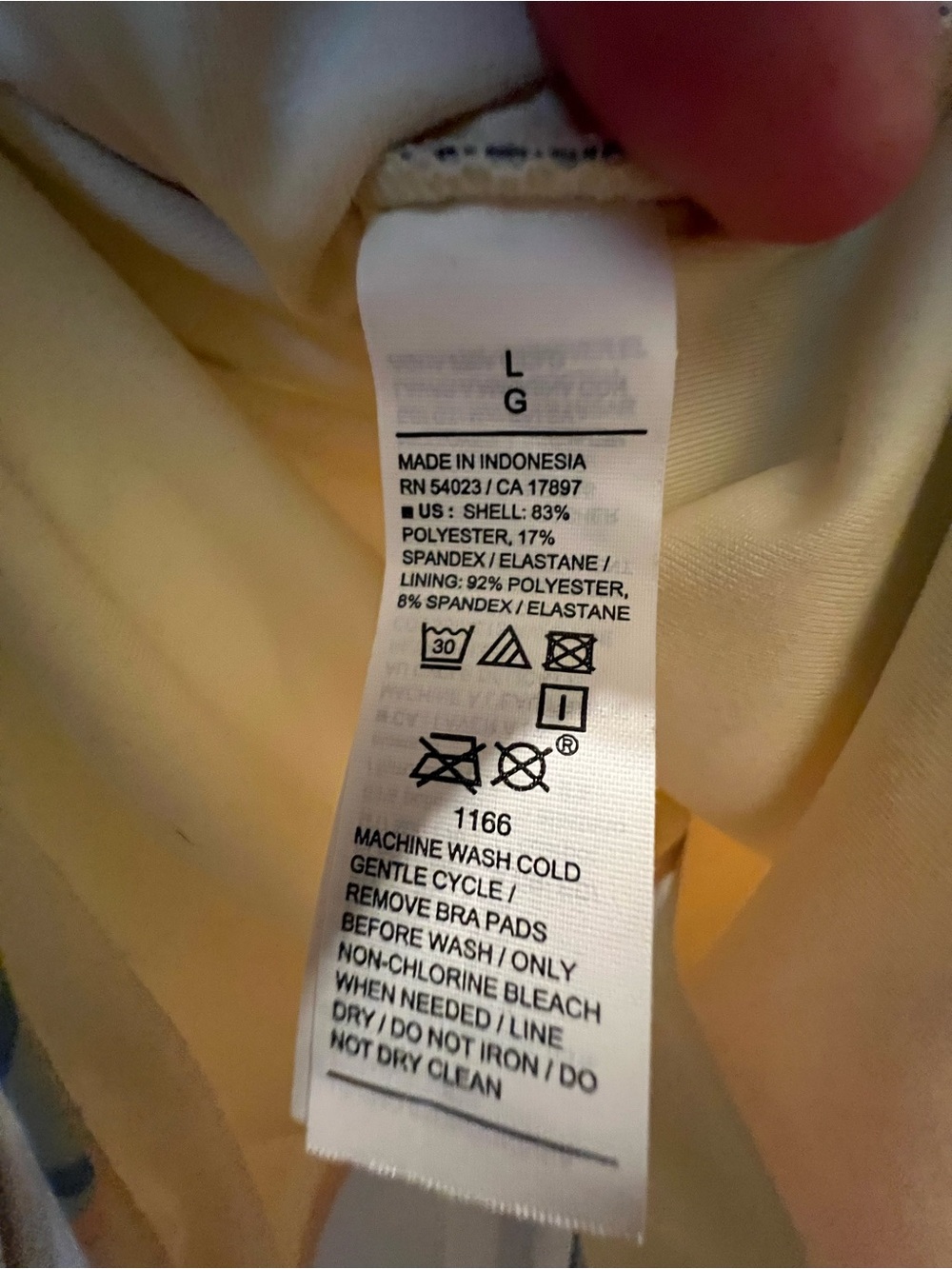Old Navy Bon Voyage One piece -Lined Swimsuit—like new! - Picture 5 of 5